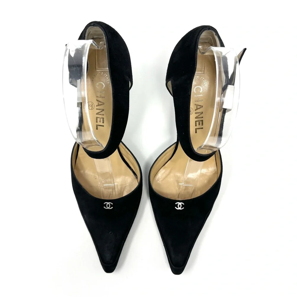 Vintage Chanel Black Suede Silver CC Logo High Heels Pumps Shoes 38.5 8.5